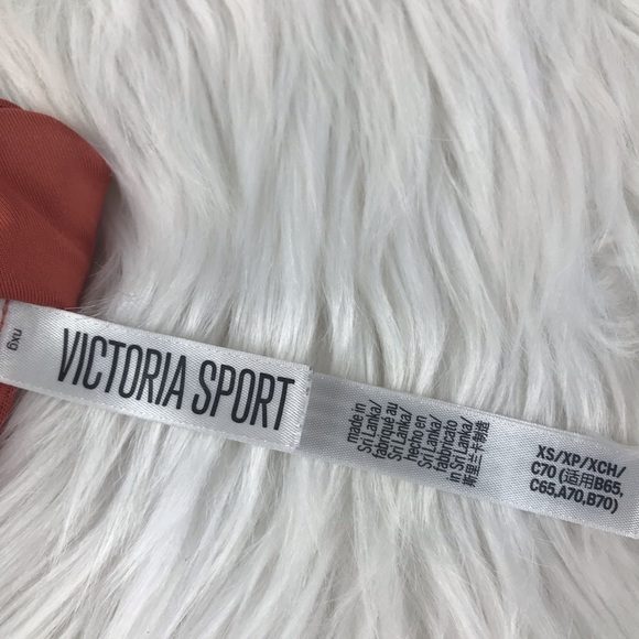 Victoria’s Secret Workout Bra - Picture 5 of 5